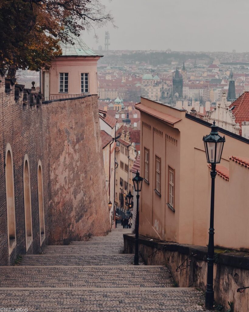 Τα σκαλιά του Καστρου της Πράγας